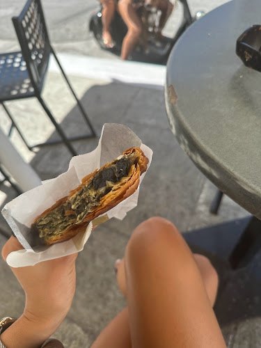 Φούρνοι Καραγιάννη - Αρτοποιείο