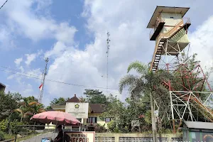 Merapi Observatorium image