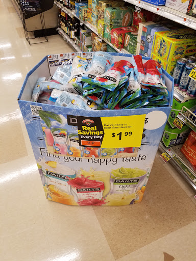 Grocery Store «Hannaford Supermarket», reviews and photos, 19 Clifton Country Rd Suite 16, Clifton Park, NY 12065, USA