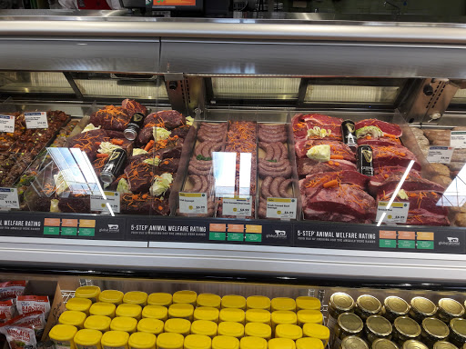 Shopping Mall «Fig Garden Village Shopping Center», reviews and photos, 790 W Shaw Ave, Fresno, CA 93704, USA