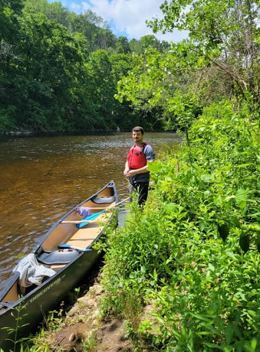 Main Stream Canoes & Kayaks/SUP