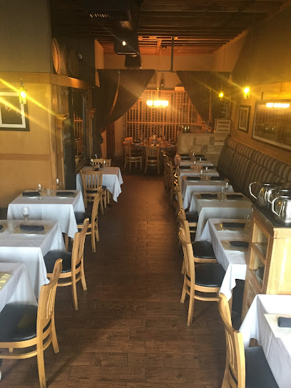 Vine Restaurant & Bar - 211 N El Camino Real, San Clemente, CA 92672