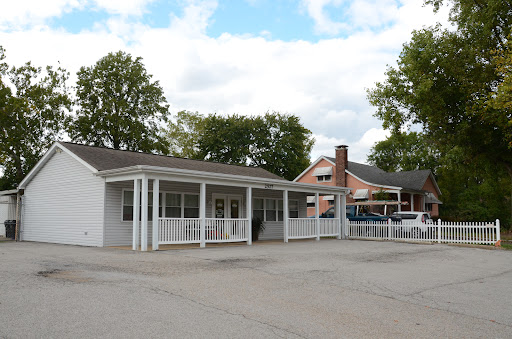 Pet Supply Store «Dog Day Afternoon», reviews and photos, 2527 Frank Scott Pkwy W, Belleville, IL 62223, USA