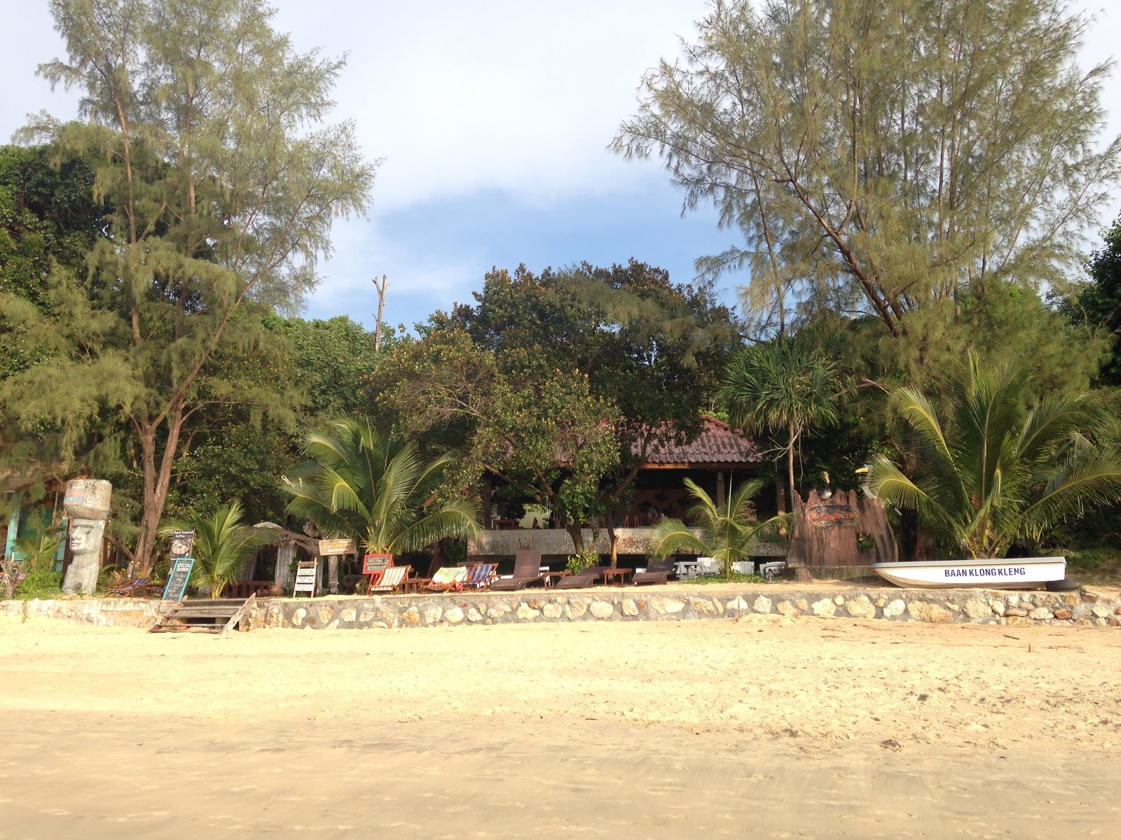 Zdjęcie Muang Beach - popularne miejsce wśród znawców relaksu