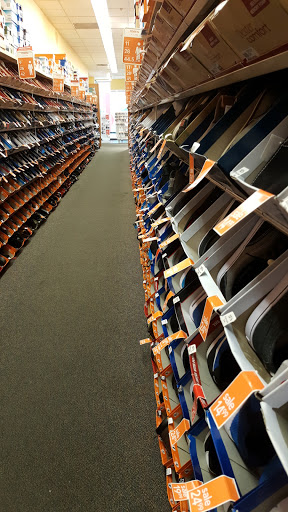 Shoe Store «Payless ShoeSource», reviews and photos, 127 F Serramonte Center #652, Daly City, CA 94015, USA