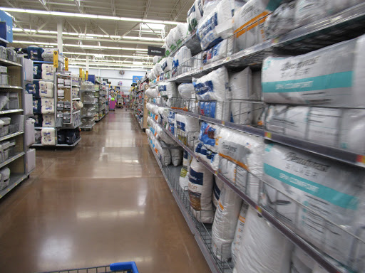 Department Store «Walmart Supercenter», reviews and photos, 415 34th St N, Dilworth, MN 56529, USA