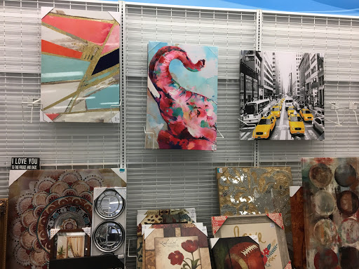 Clothing Store «Ross Dress for Less», reviews and photos, 194 Donahue St, Sausalito, CA 94965, USA