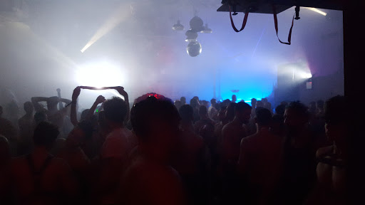 Live Music Venue «The Wick Brooklyn», reviews and photos, 260 Meserole St, Brooklyn, NY 11206, USA