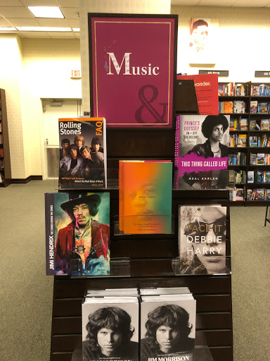 Book Store «Barnes & Noble», reviews and photos, 100 Greyrock Pl, Stamford, CT 06901, USA