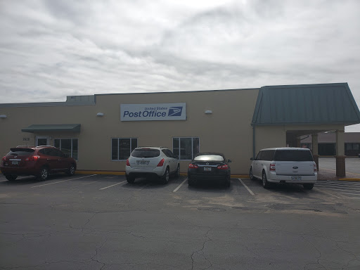 Post Office «United States Postal Service», reviews and photos, 711 N Donnelly St, Mt Dora, FL 32757, USA