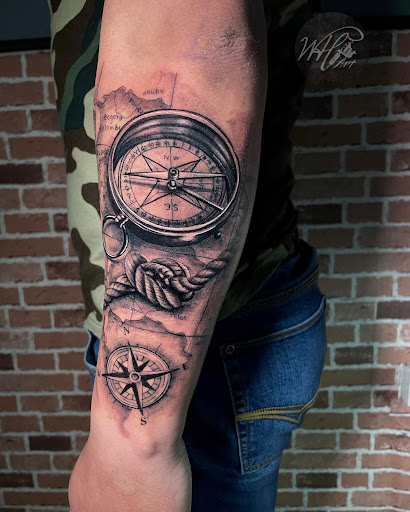 Explore alice in wonderland tattoo ideas, creative tattoo ideas in Kissimmee, available at Ol Skool Tattoos Studio