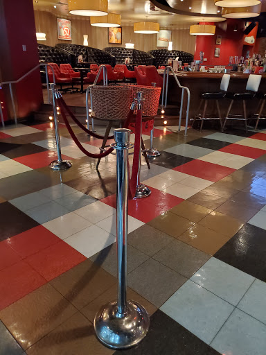 Bowling Alley «Splitsville», reviews and photos, 5701 Sunset Dr #202, Miami, FL 33143, USA