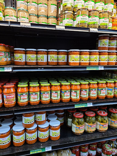 Grocery Store «Malincho Euro Market & Prestige Liquor», reviews and photos, 1475 Lee St, Des Plaines, IL 60018, USA