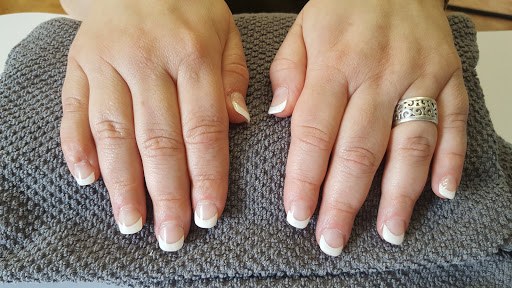Peluquería y Estética Stylo en Navalmoral de la Mata, Cáceres‎
