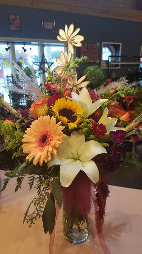 Florist «Sunshine Floral», reviews and photos, 1903 George St, La Crosse, WI 54603, USA