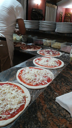 Complesso Turistico Latorraca - Ristorante Pizzeria B&B Pasticceria Bar Piscina