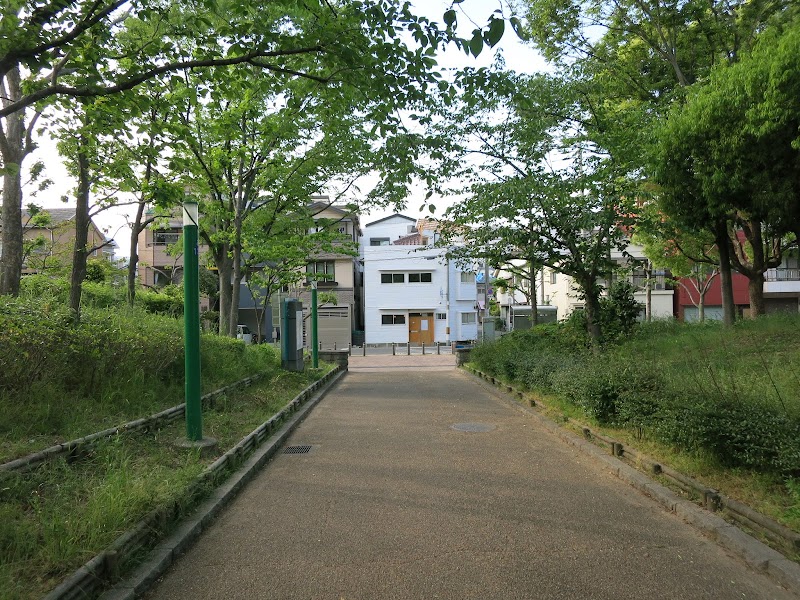 KUMOISO - sharehouse / シェアハウス