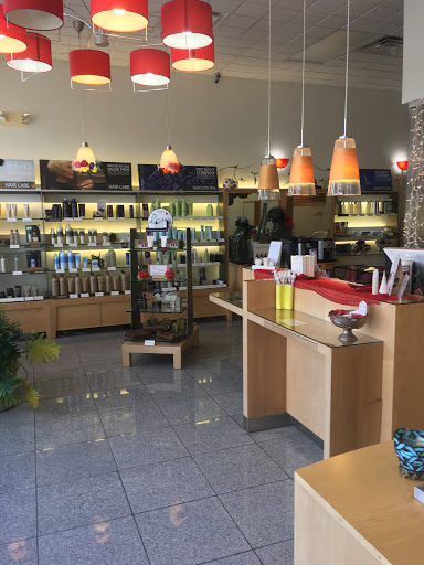 Beauty Salon «De Rouge Salon & Skincare», reviews and photos, 161 Gateway Dr, Winchester, VA 22603, USA