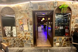 Bar Restaurante La Viña image