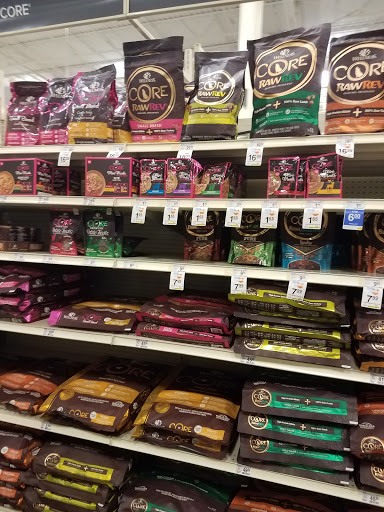 Pet Supply Store «PetSmart», reviews and photos, 200 S Village Center Dr, Southlake, TX 76092, USA