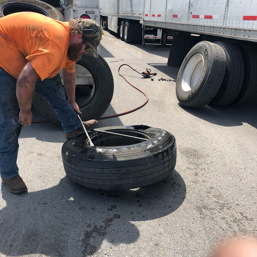 Tire Shop «Cruz Tire Services», reviews and photos, 3700 Hunters Point Pike, Lebanon, TN 37087, USA