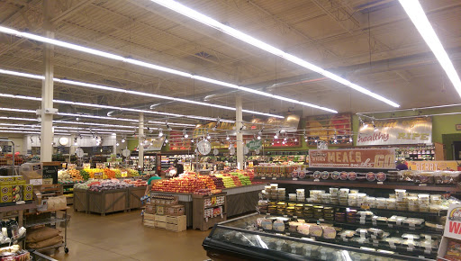 Grocery Store «Fresh Thyme Farmers Market- Grand Rapids MI», reviews and photos, 2470 Burton St SE, Grand Rapids, MI 49546, USA