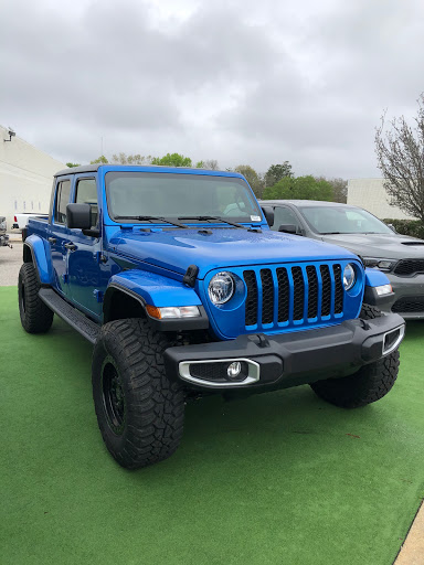 Truck Dealer «Lee Chrysler Dodge Jeep Ft Walton», reviews and photos, 541 Mary Esther Cut Off NW, Fort Walton Beach, FL 32548, USA