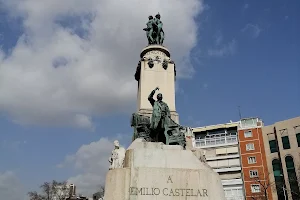 Monumento a Emilio Castelar image