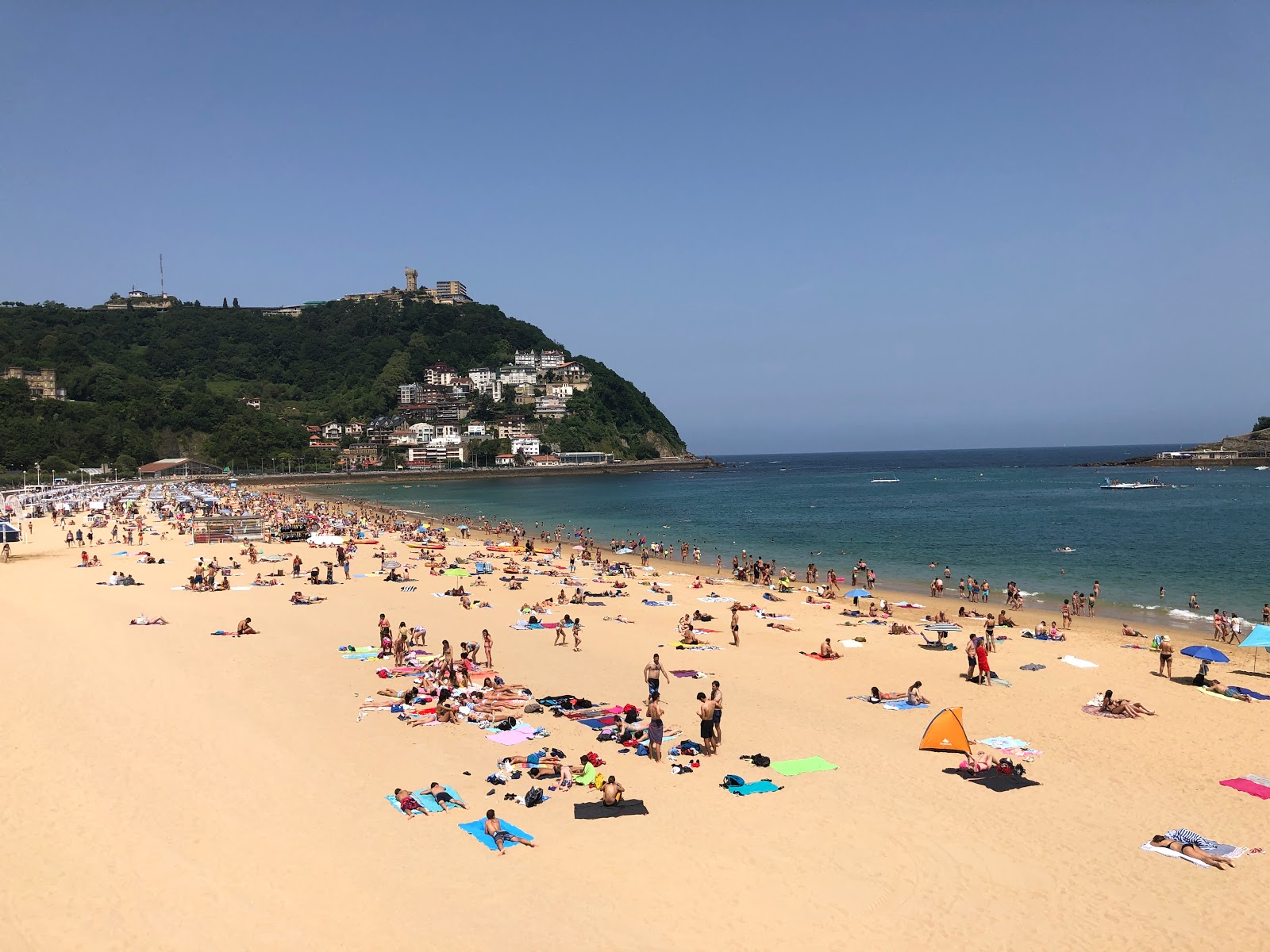 Photo de Plage d'Ondarreta et le règlement