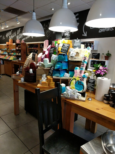 Cosmetics Store «Lush Cosmetics», reviews and photos, 316 King St B, Charleston, SC 29401, USA