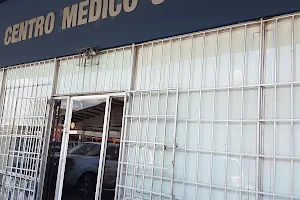 Centro Médico Chanis image