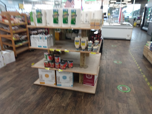 Grocery Store «The Hometown Market», reviews and photos, 401 Plaza Dr, Eustis, FL 32726, USA