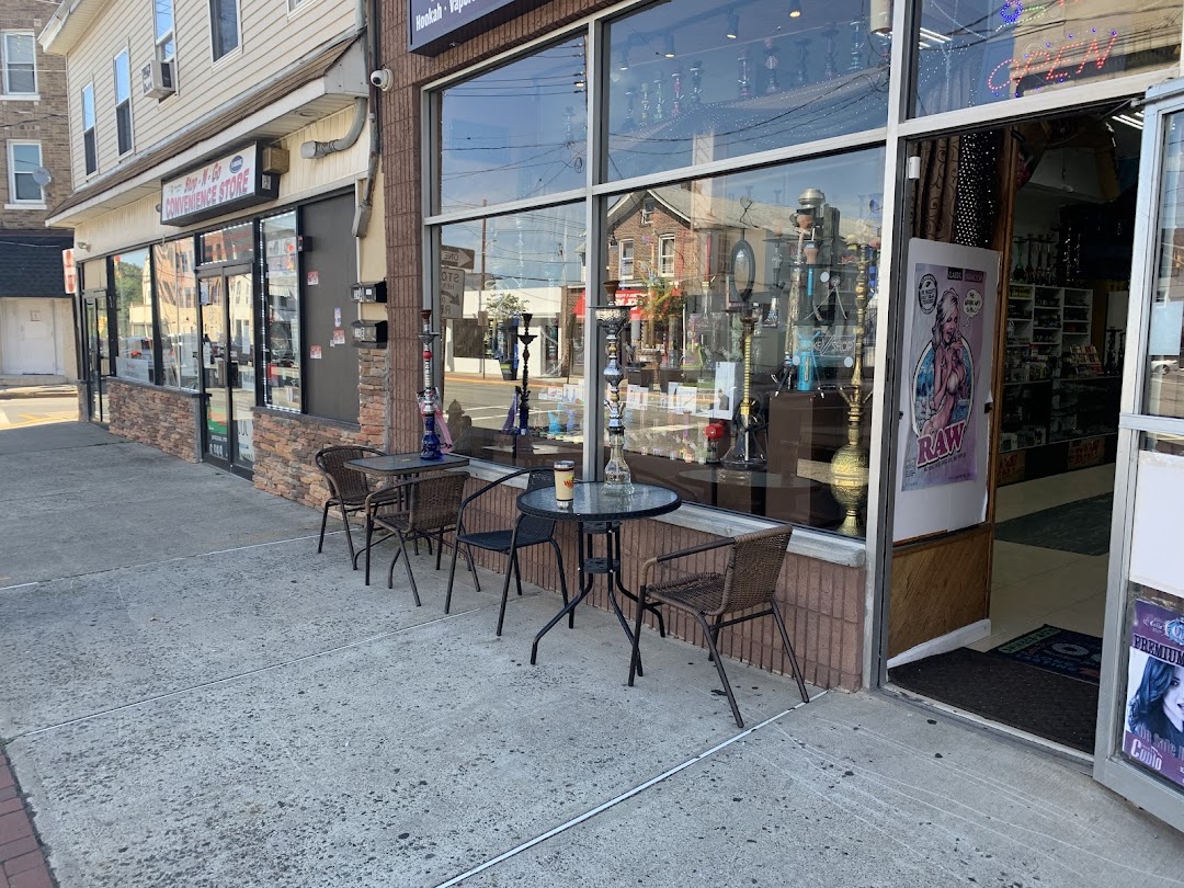 lala land smoke outlet