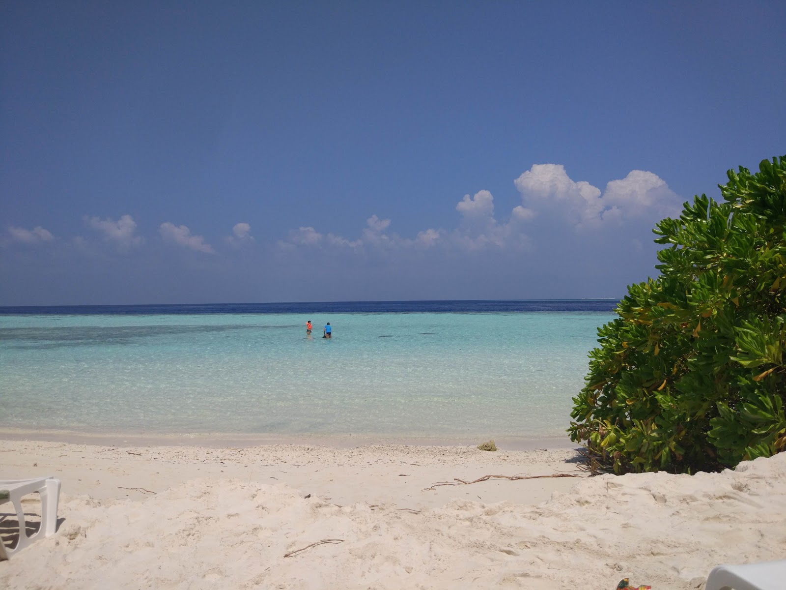Foto van Biyadhoo Island Resort met turquoise puur water oppervlakte
