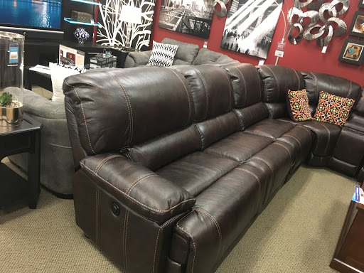 Furniture Store «Raymour & Flanigan Furniture and Mattress Store», reviews and photos, 1360 S Washington St, North Attleborough, MA 02760, USA