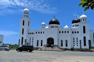 Masjid Agung Al-Ikhlas Leupung image