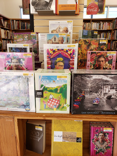 Book Store «Half Price Books», reviews and photos, 3185 Princeton Rd, Hamilton, OH 45011, USA