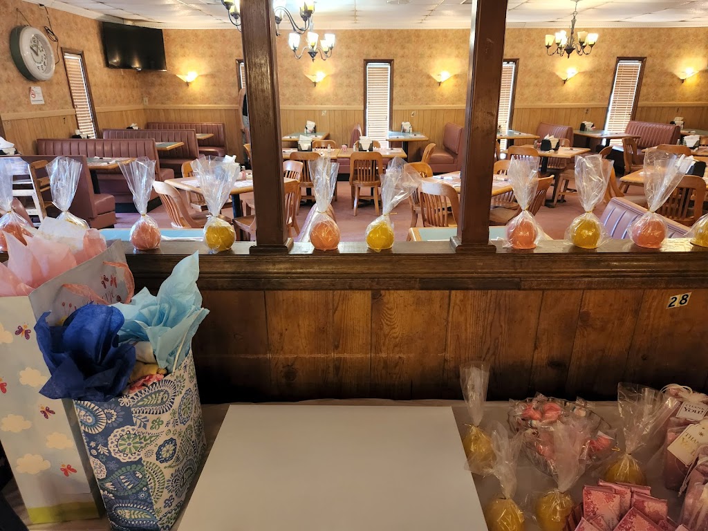 Christo's Family Restaurant 28025