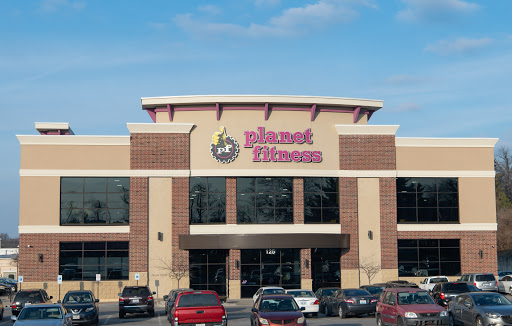 Gym «Planet Fitness», reviews and photos, 125 E Lowry Ln, Lexington, KY 40503, USA