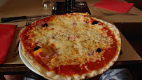 Plats et boissons du Pizzeria La Romaine à Alba-la-Romaine - n°18