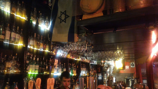 Glen Whisk(e)y bar