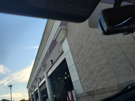 Tire Shop «Discount Tire Store - Cedar Hill, TX», reviews and photos, 142 N Hwy 67, Cedar Hill, TX 75104, USA