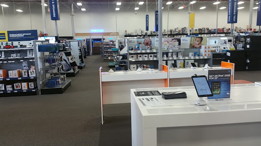 Electronics Store «Best Buy», reviews and photos, 261 Pond Path, South Setauket, NY 11720, USA