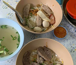 ร้านก๋วยเตี๋ยวเอ็นดวงจันทร์ - DuangJan Noodle photo