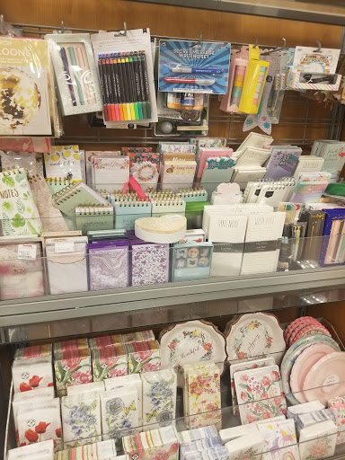 Department Store «T.J. Maxx», reviews and photos, 444 State Rd, North Dartmouth, MA 02747, USA