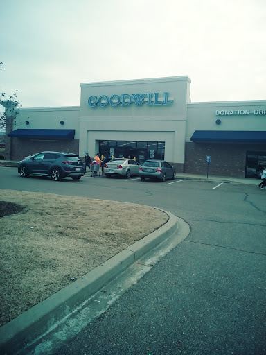 Non-Profit Organization «Goodwill», reviews and photos