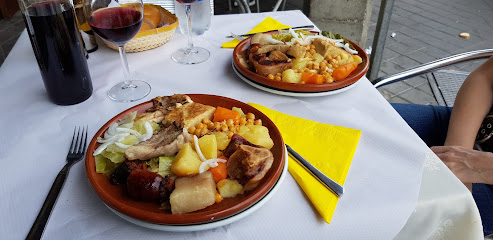 Restaurante con terraza en Collado Villalba⭐ | E - Pl. los Belgas, 17, 28400 Collado Villalba, Madrid, Spain