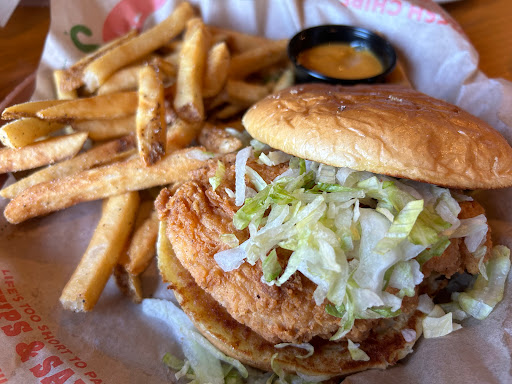 Chilis Grill & Bar image