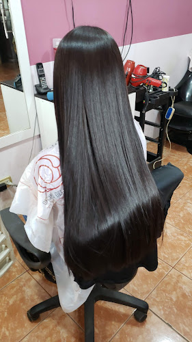 Fernanda cobos - PELUQUERIA & SPA - Machala