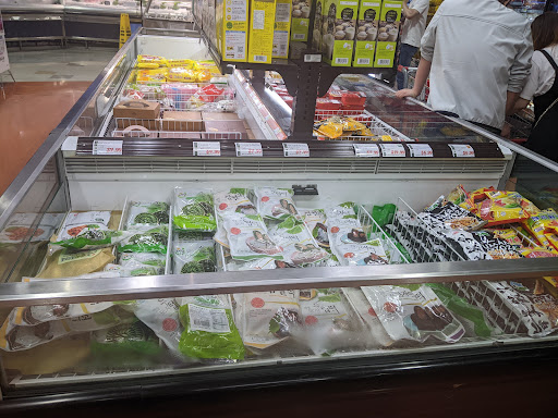 Korean Grocery Store «H Mart», reviews and photos, 2825 S Diamond Bar Blvd, Diamond Bar, CA 91765, USA